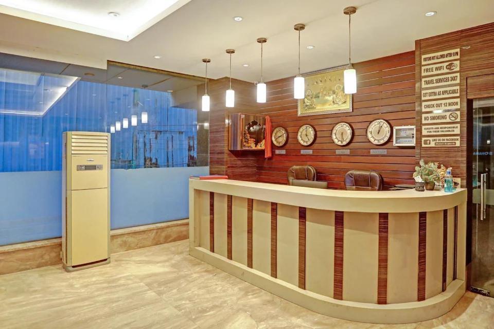 Hotel Superb 5 Mins Walk From New Delhi Station Exterior foto