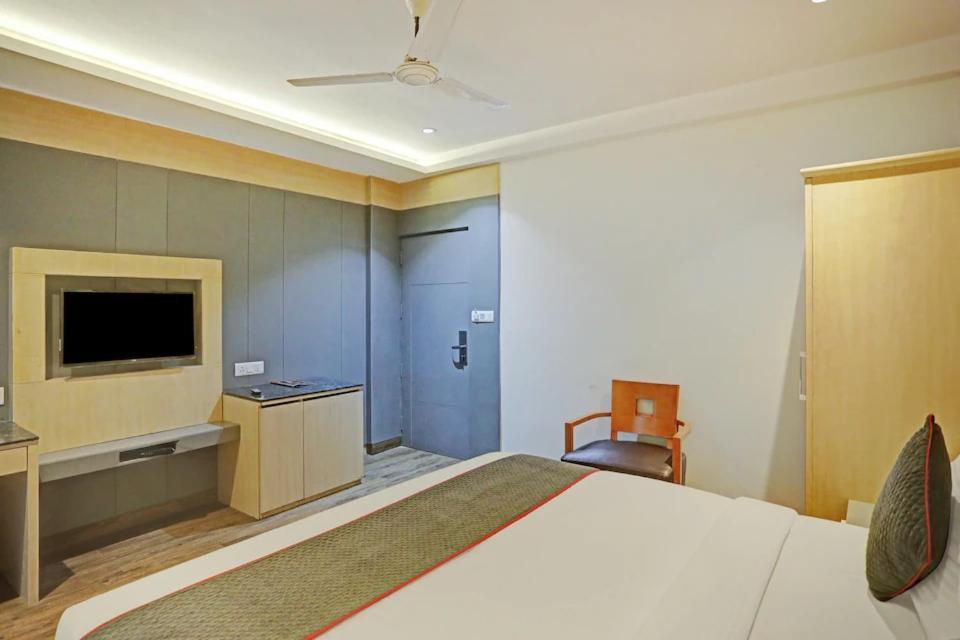 Hotel Superb 5 Mins Walk From New Delhi Station Exterior foto